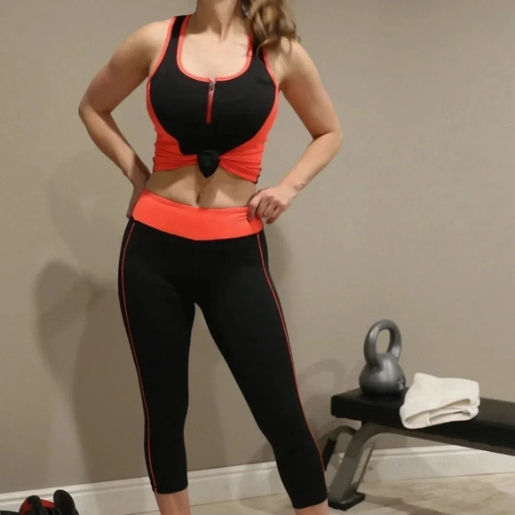 Workout pants - Picture 2 of 9